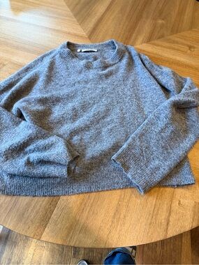 Classic Crewneck Sweater in Heather Gray
